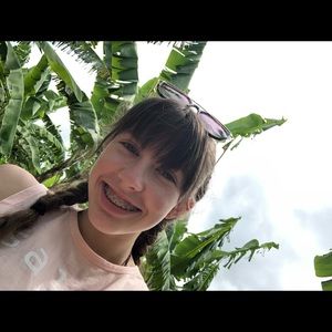 Meet your Posher, Alyssa